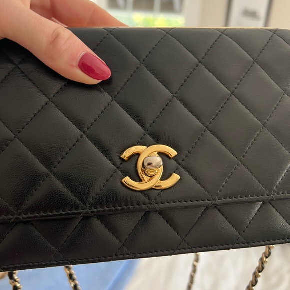 Chanel Trendy WOC Black Leather, Gold Hardware - Picture 7 of 16